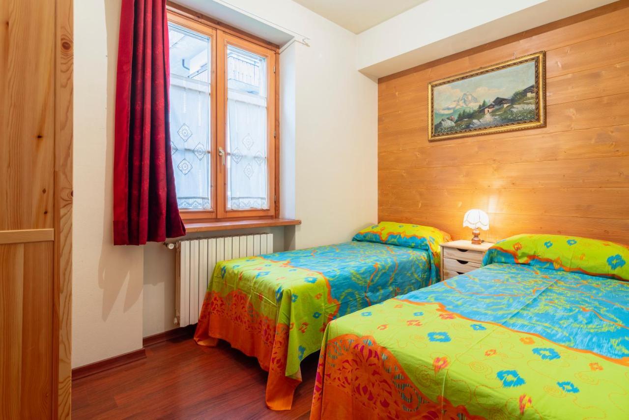 Villa S. Francesco - Stayincortina Cortina dʼAmpezzo Kültér fotó